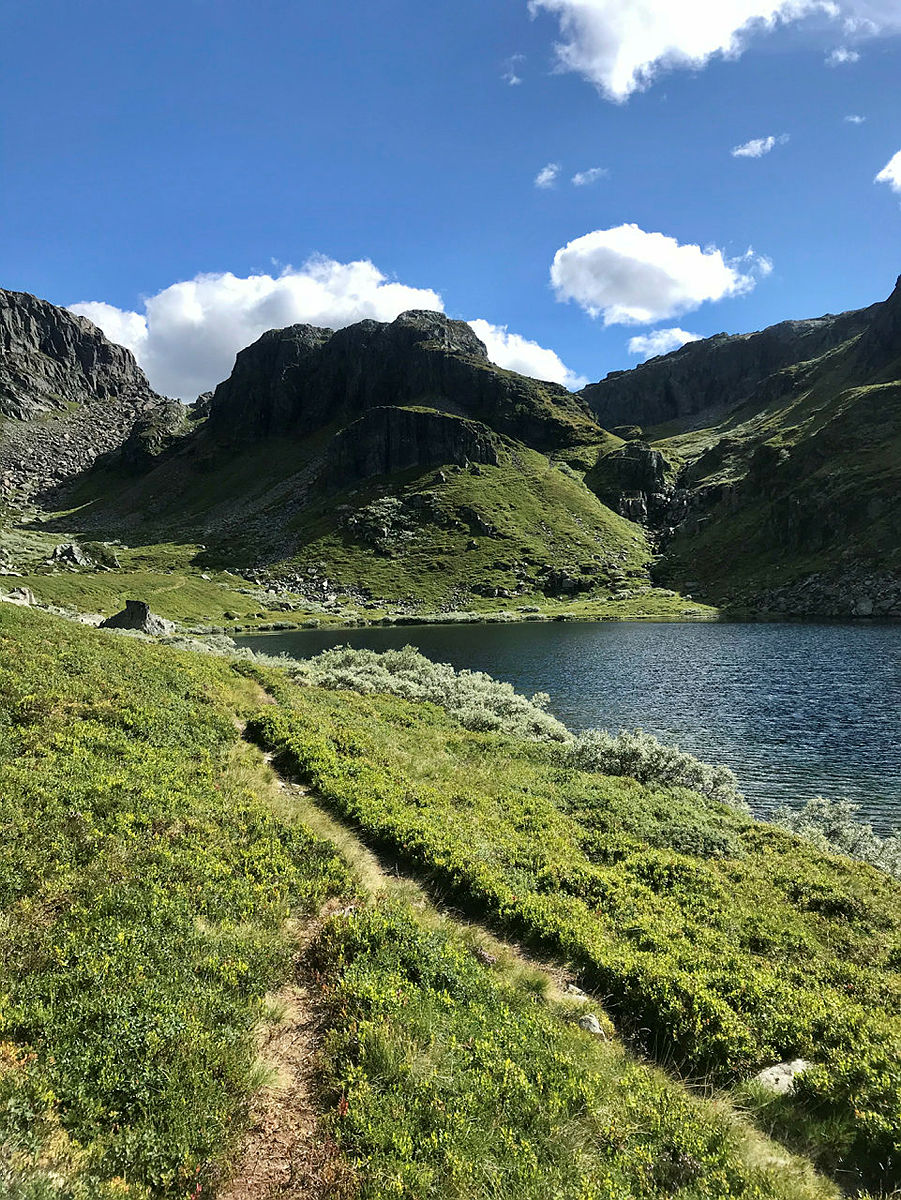 Fint inn til Melands Grønahei.
