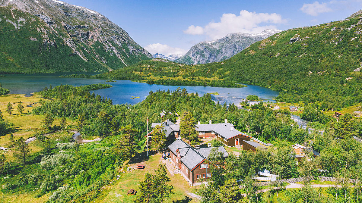 Den betjente hytta Reindalseter i Tafjordfjella.