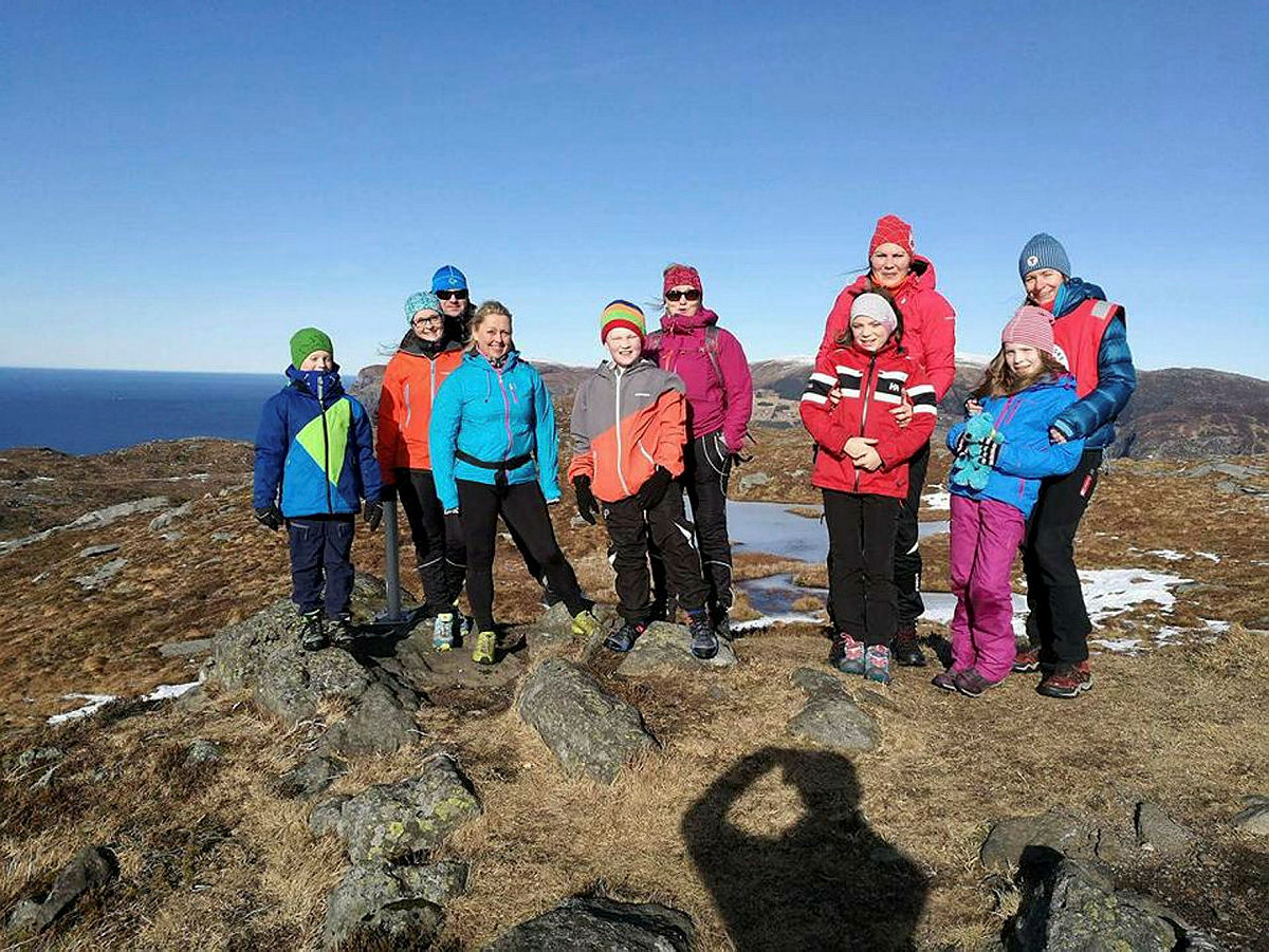 Gjengen samla på Nibbefjellet