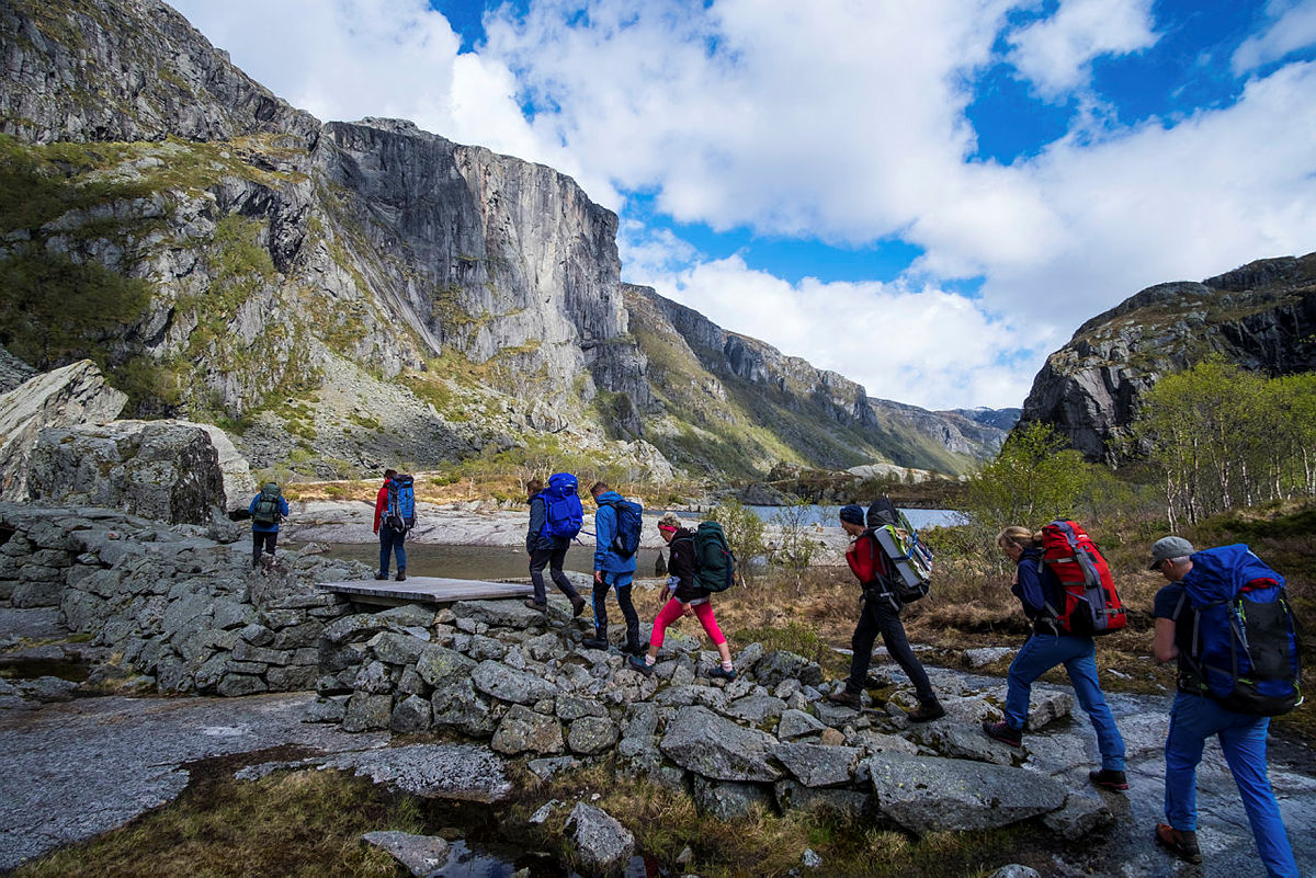 På historiske stier i Viglesdalen i Ryfylkeheiene.