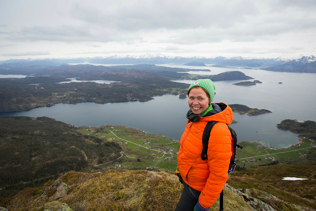 Styreleder Rebekka Høgestøl ønsker alle velkommen i det nye turlaget på Tysnes.