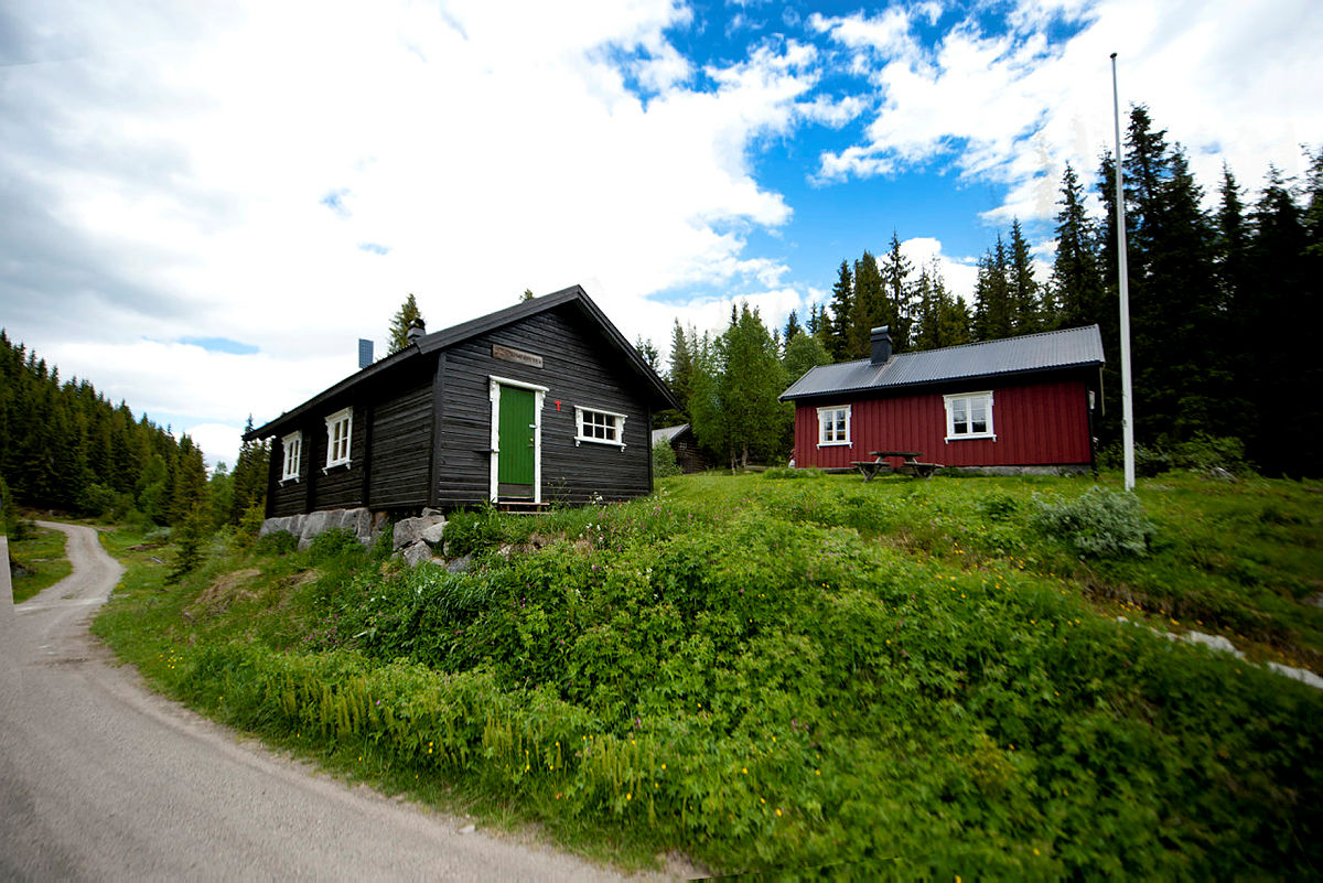 Sommerseter stall og foreningshytte