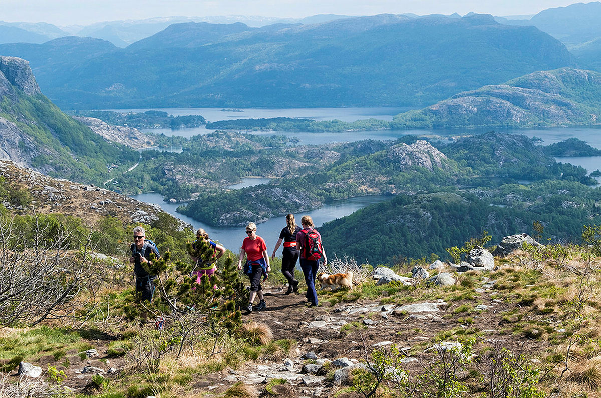 Tur til Mattirudlå med utsikt over Lutsivatn.