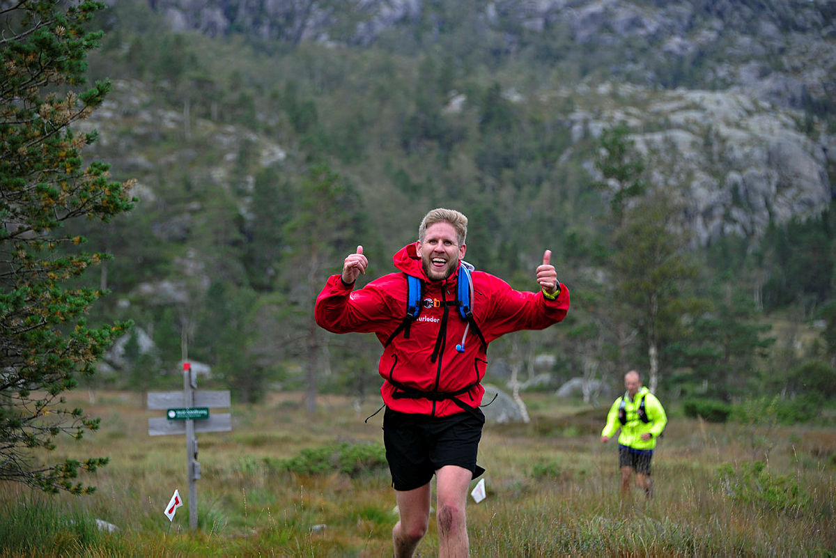 I helgen er det Tripp Trapp Triathlon. Er du på vei til Skåpet og Flørli kan du gi dem et ekstra heiarop.