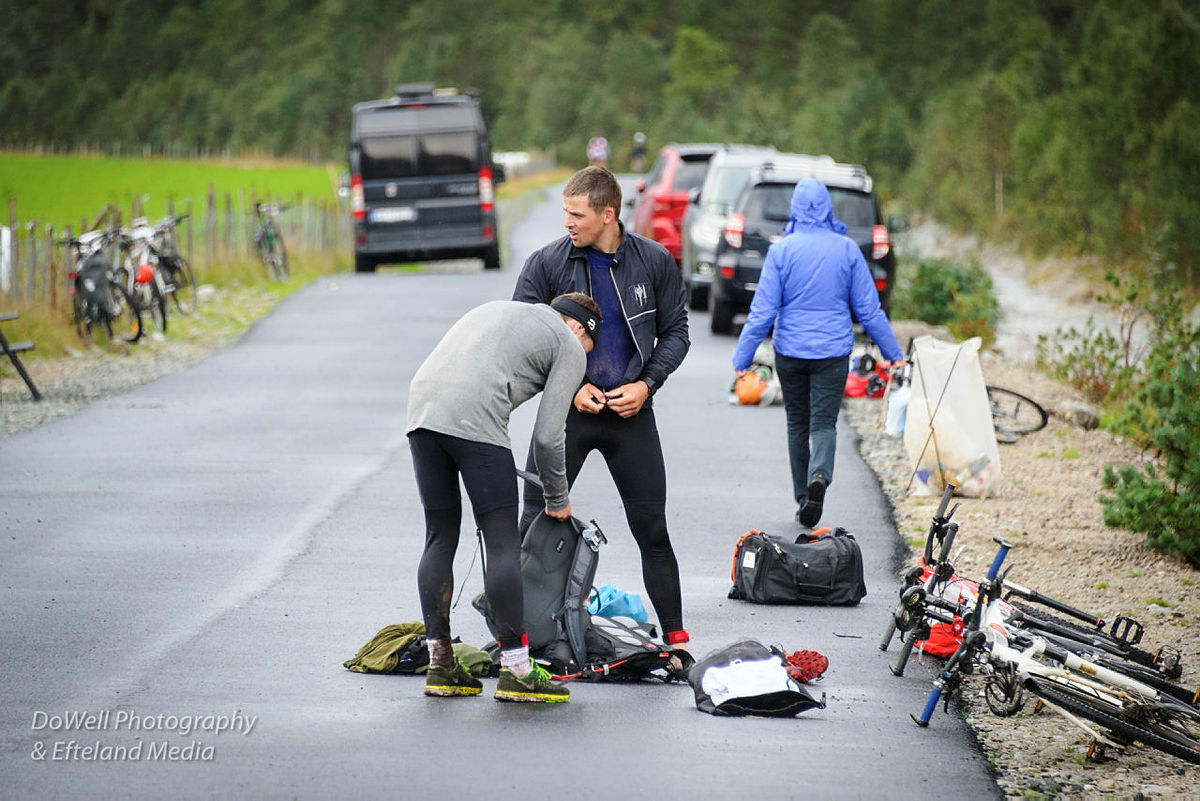 Tripp Trapp Triathlon 2018. Padling, løping og sykling. Lysefjorden.