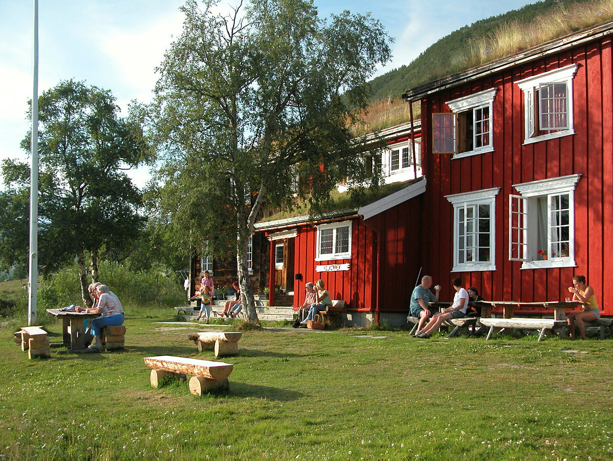 Gjevilvasshytta i Trollheimen.