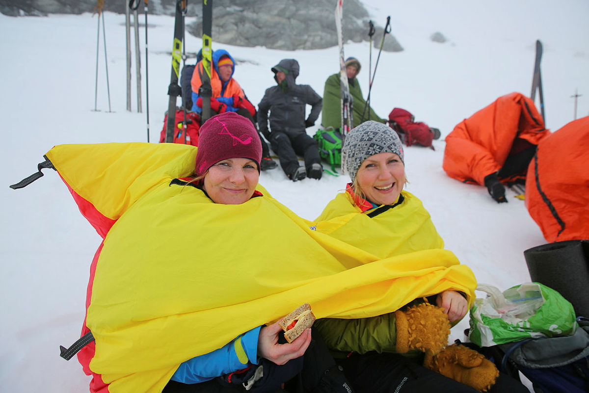 Vindsekken gir god ly for vær og vind, og er obligatorisk utstyr for vinterturer i høyfjellet.