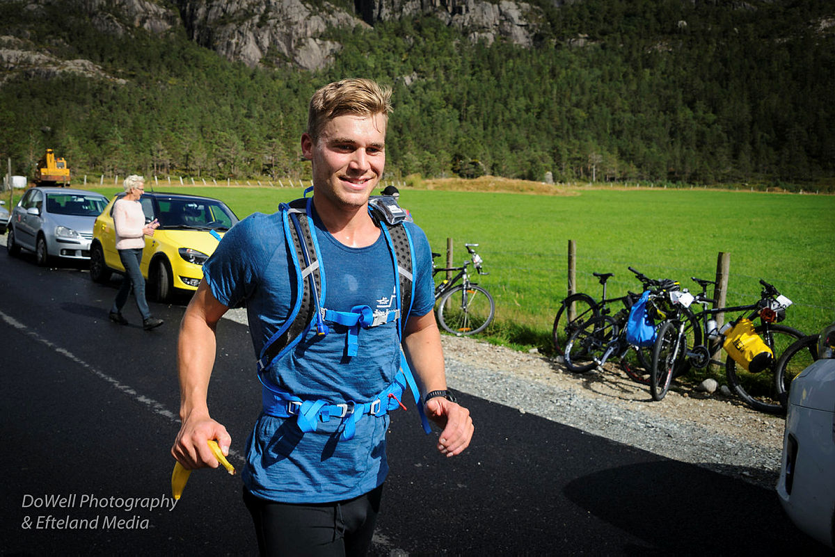 Tripp Trapp Triathlon 2018. Padling, løping og sykling. Lysefjorden.