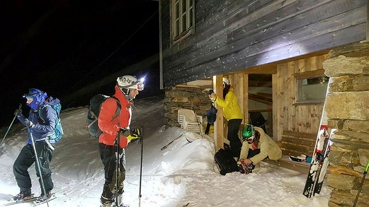 Kvardagstur med DNT Fjellsport Voss mot Tonnasetvarden, Dyrvedalen. 3. mars 2020.