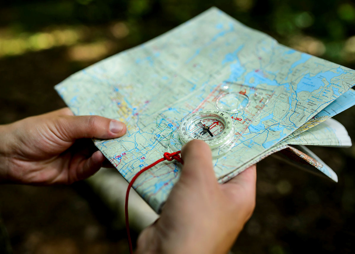 Bli med på digitale kurs i kart og kompass