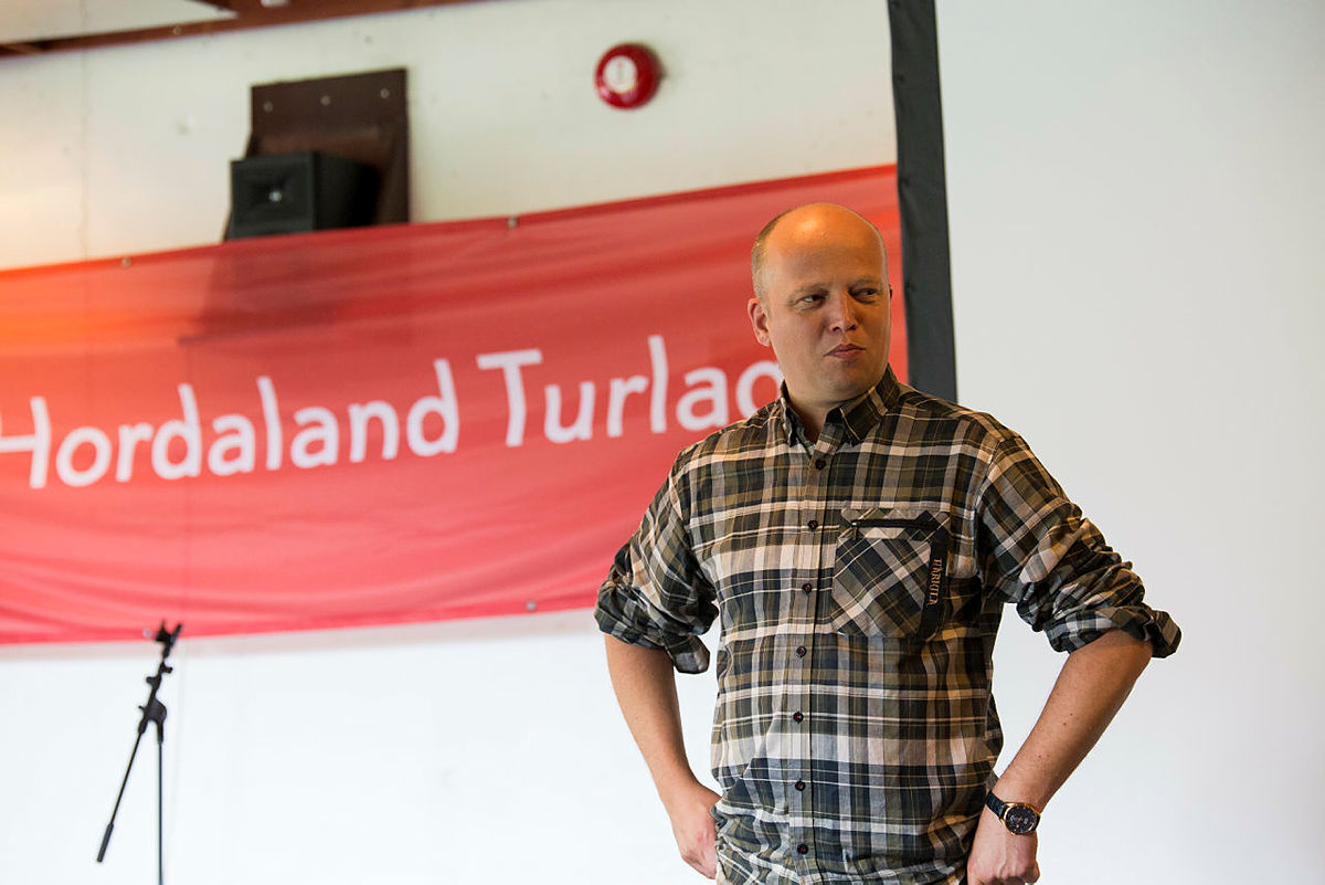 Trygve Slagsvold Vedum visste ikke at vindkraftplanene var så omfattende her på Vestlandet.