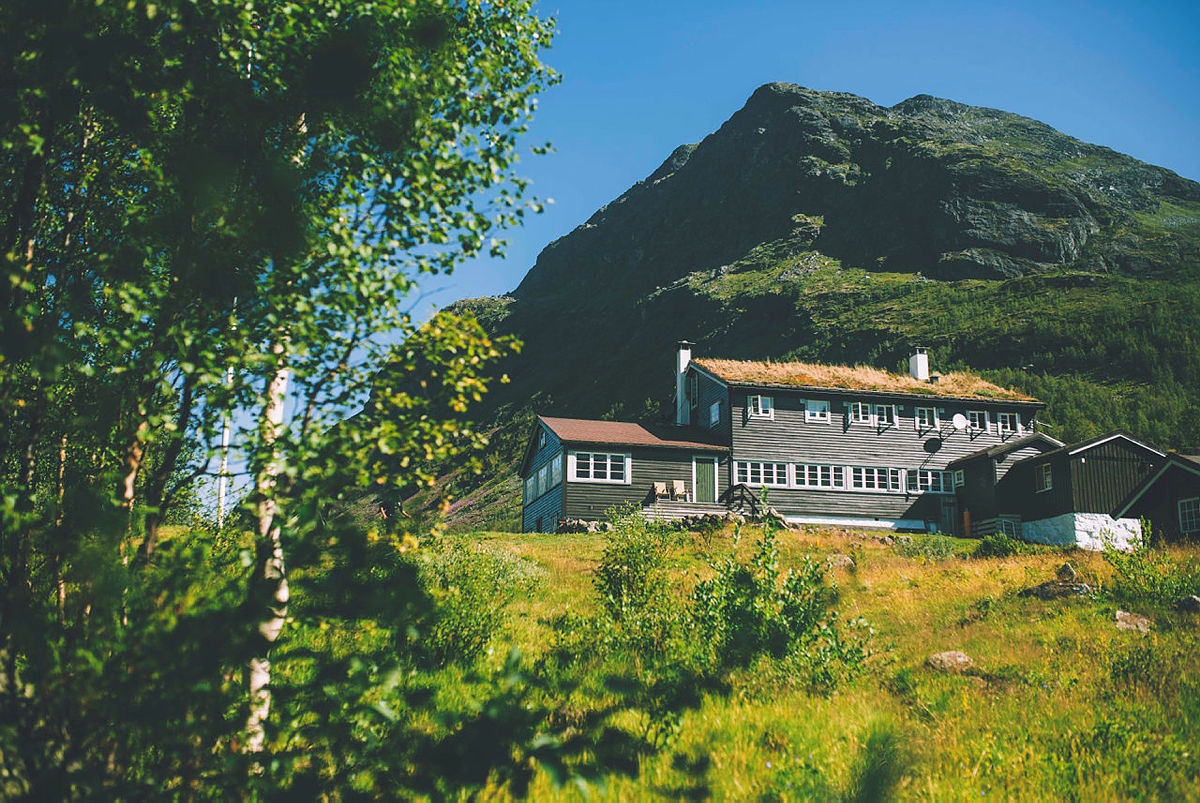 Monsen minutt for minutt. Etappene fra Skogadalsbøen til Vetti.