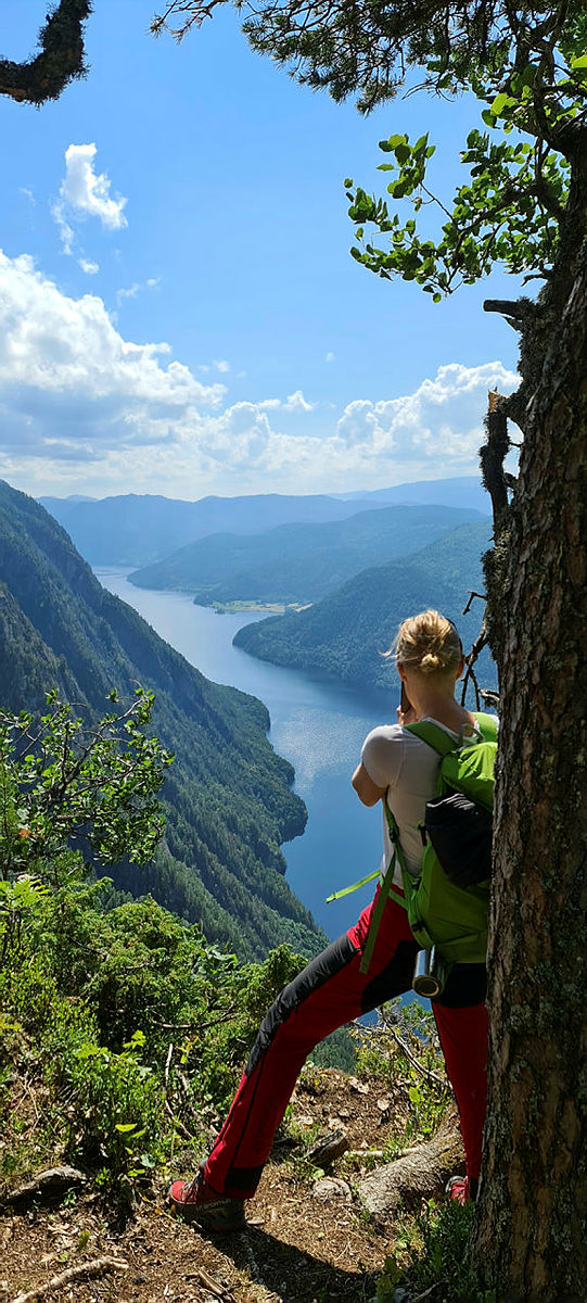 Tur til Lårdalstigen med Notodden Turlag.
