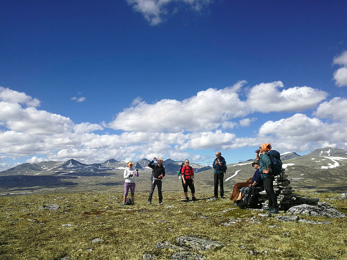 Flott utsikt inn i Rondane på 7-fjellsturen.