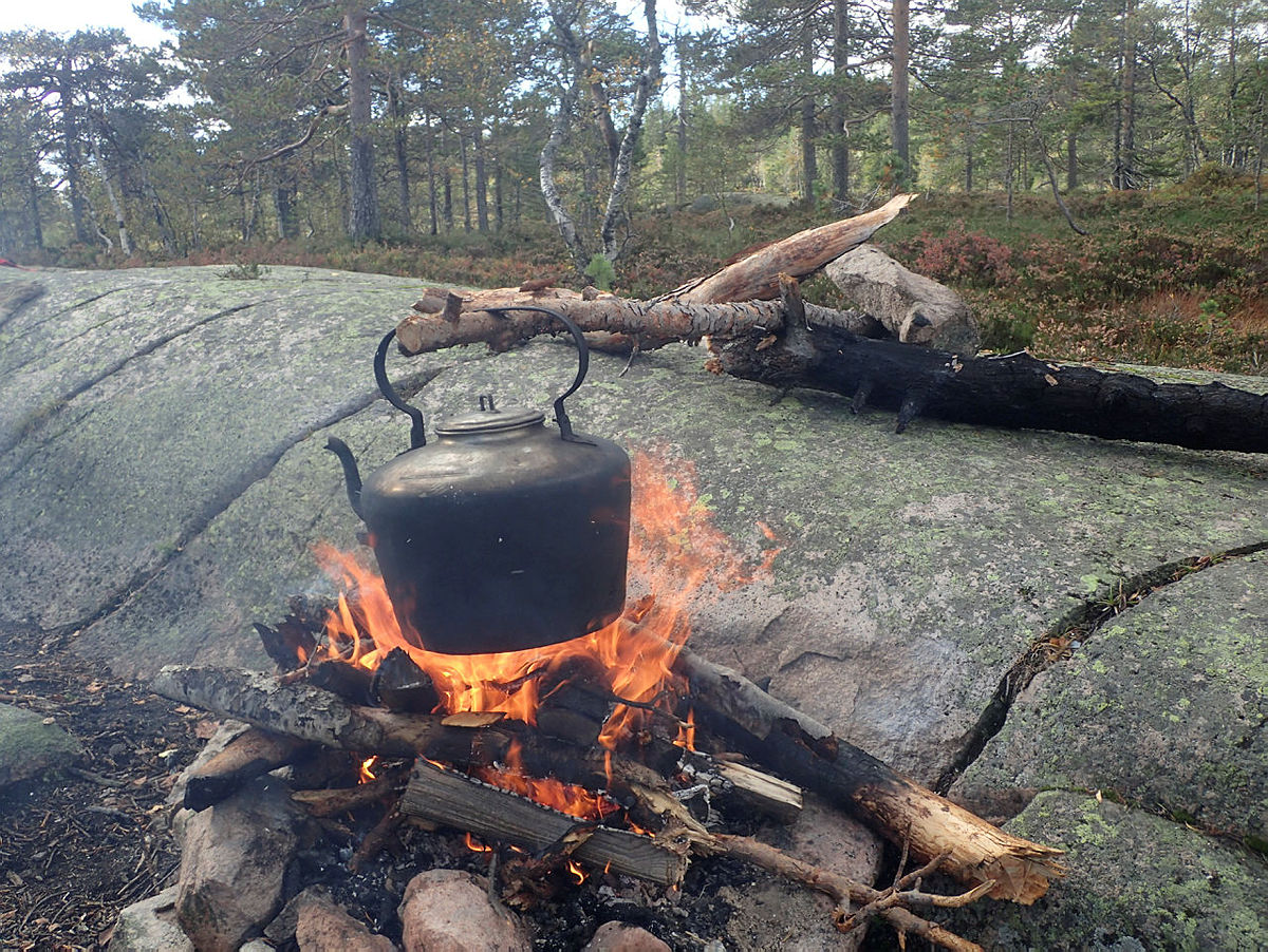 Bål og Kaffelars
