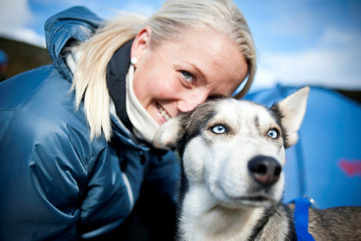 Solvor Småkasin og alaskahuskyen Naja