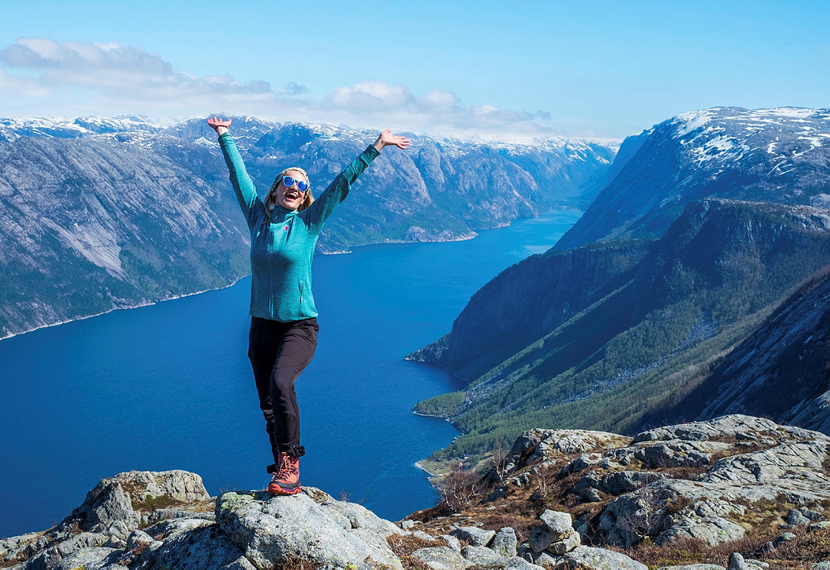 Se hvor glad man blir av å gjøre en verdsatt oppgave på fjellet!